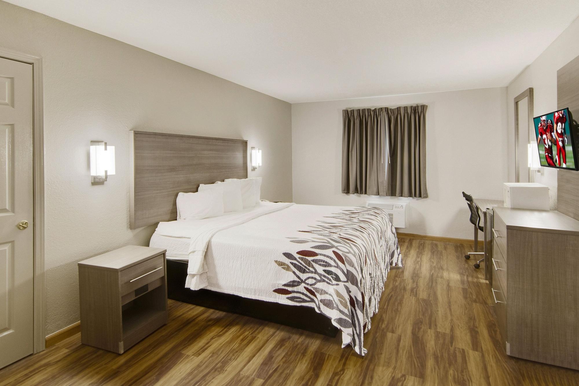 Red Roof Inn & Suites Pensacola-Nas Corry Beach Haven Dış mekan fotoğraf