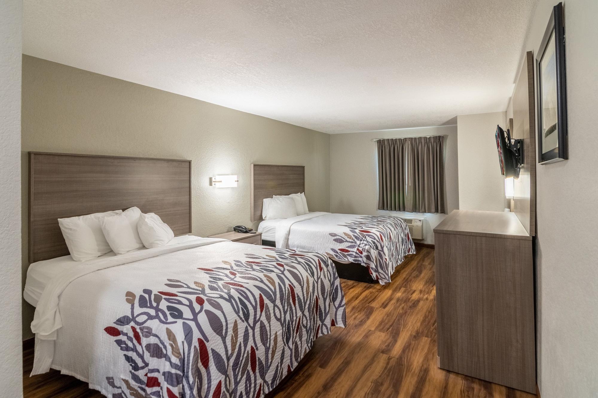 Red Roof Inn & Suites Pensacola-Nas Corry Beach Haven Dış mekan fotoğraf